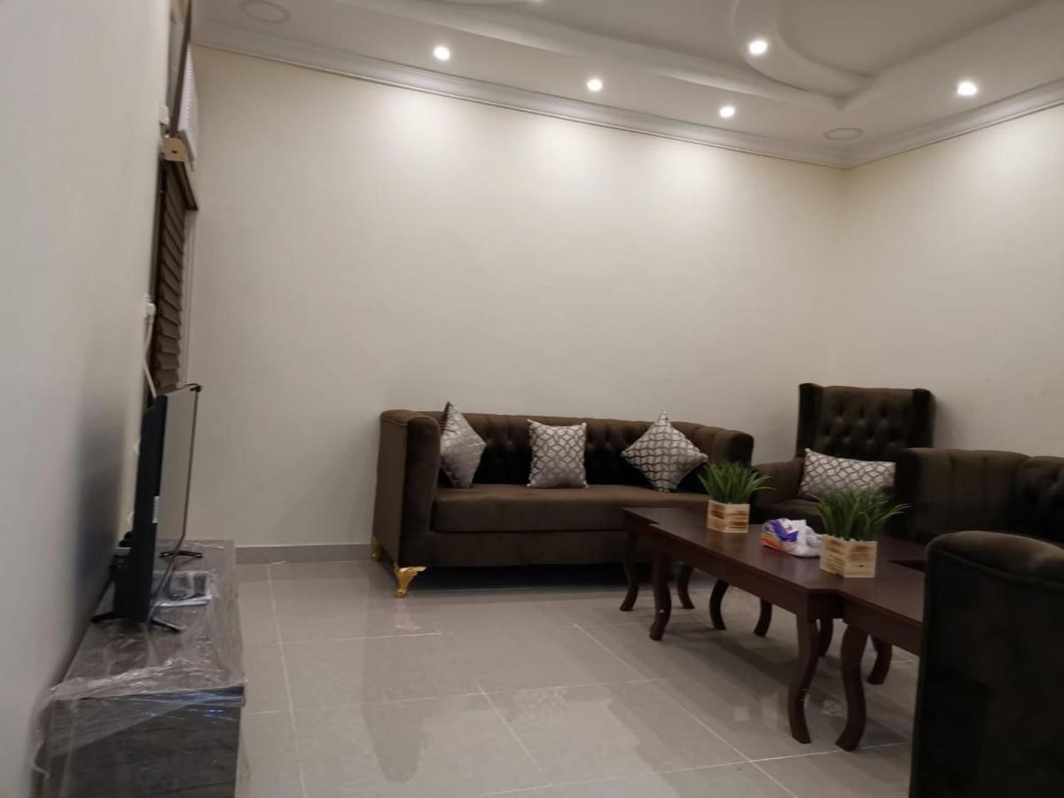 Al Shadi Apartments Yanbu Buitenkant foto