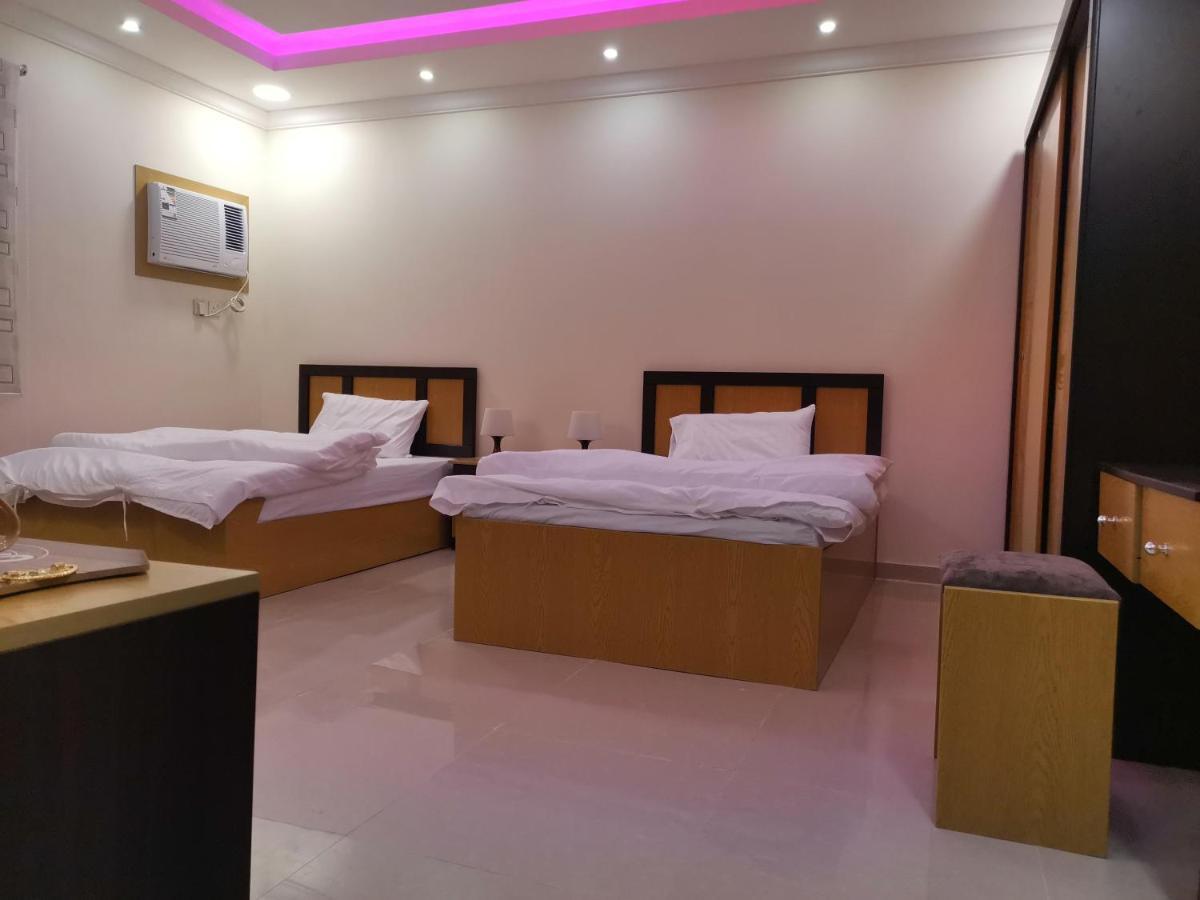 Al Shadi Apartments Yanbu Buitenkant foto